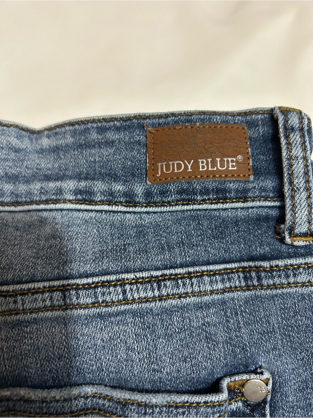 Judy Blue Light Blue Denim Jeans with Brown Patch - Picture 3 of 5